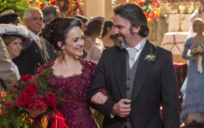 Julieta (Gabriela Duarte) e Aurélio (Marcelo Faria) selarão a união em Orgulho e Paixão, da Globo - Fotos: Estevam Avellar/TV Globo
