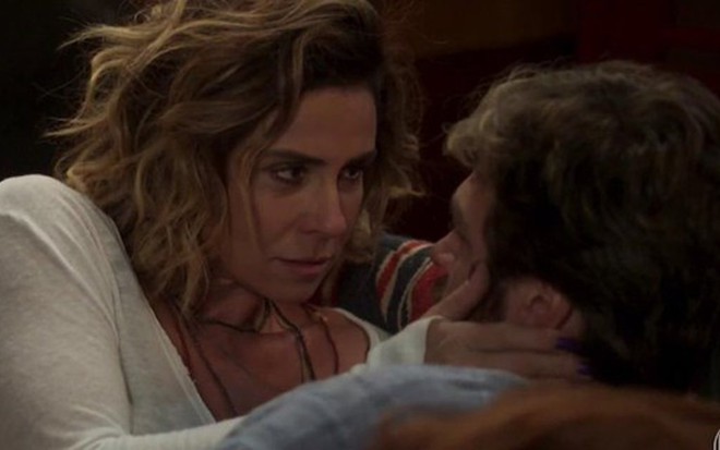 Luzia (Giovanna Antonelli) e Beto (Emilio Dantas) vão se casar no penúltimo capítulo, no dia 8 - Fotos: Reprodução/TV Globo