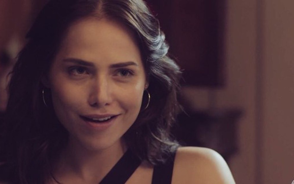 Rosa (Letícia Colin) terá novas cenas de sexo com personagem de Chay Suede na novela das nove - Fotos: Reprodução/TV Globo