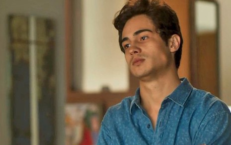 Valentim (Danilo Mesquita) em cena exibida no penúltimo capítulo de Segundo Sol, da Globo - Reprodução/TV Globo
