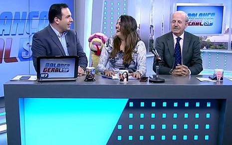 Reinaldo Gottino, Fabíola Reipert e Renato Lombardi no Balanço Geral SP de ontem - Reprodução/TV Record