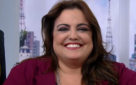 A jornalista Fabíola Reipert no quadro A Hora da Venenosa, do Balanço Geral, de sexta (28) - Reprodução/RecordTV
