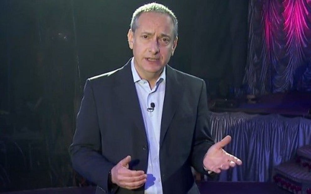 José Roberto Burnier em reportagem sobre a morte de Domingos Montagner no JN do dia 16 - Reprodução/TV Globo