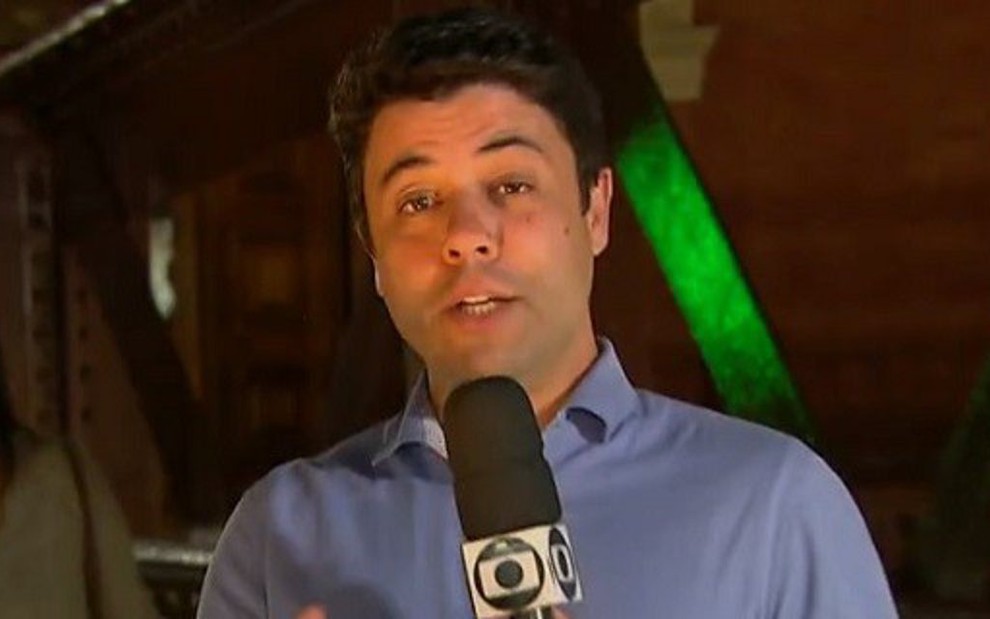 Tiago Eltz em reportagem na estação da Luz, em SP, exibida no Jornal Nacional do último dia 6 - Reprodução/TV Globo