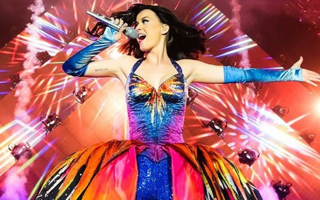 A cantora pop norte-americana Katy Perry em apresentação da turnê The Prismatic  - Divulgação/Epix