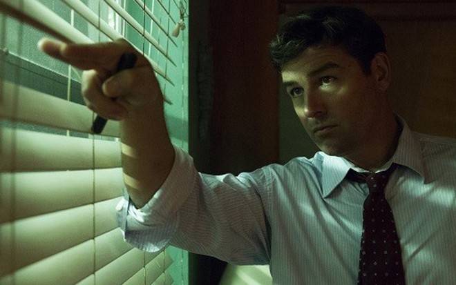 Kyle Chandler em episódio da segunda temporada de Bloodline, que estreia dia 27 de maio - Divulgação/Netflix