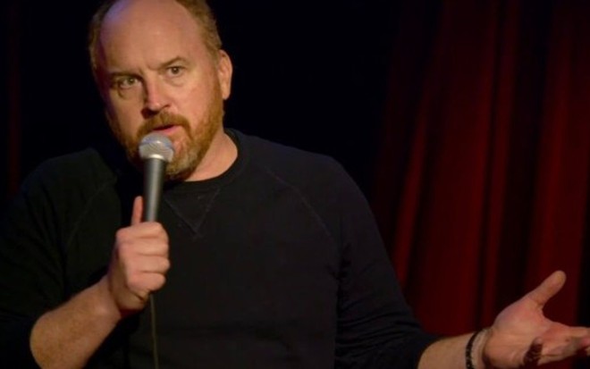 O comediante Louis C.K., que admitiu ter assediado cinco mulheres: excluído até de reprise - Divulgação