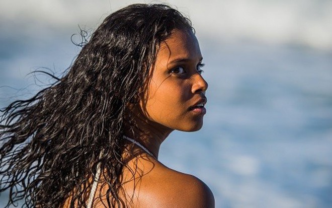 A atriz Aline Dias, que interpreta a protagonista da nova temporada de Malhação, Joana - Caiuá Franco/TV Globo