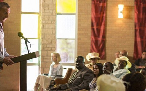Christopher Eccleston vive um pastor evangélico na segunda temporada de The Leftovers - Divulgação/HBO