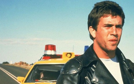 Com 23 anos, Mel Gibson deu seu primeiro grande passo no cinema com Mad Max, de 1979 - Divulgação/Roadshow Entertainment