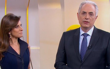 William Waack, que passou a madrugada em claro, com Monalisa Perrone no Hora 1 de hoje - Reprodução/TV Globo