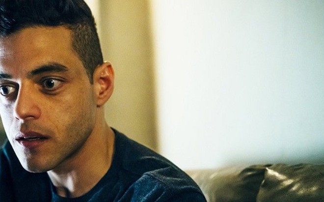 Rami Malek, indicado ao Emmy, em cena da segunda temporada de Mr. Robot - Divulgação/USA Network