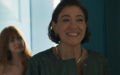 Luz (Marina Ruy Barbosa) fará uma surpresa desagradável para Valentina (Lilia Cabral) na novela - Reprodução/TV Globo
