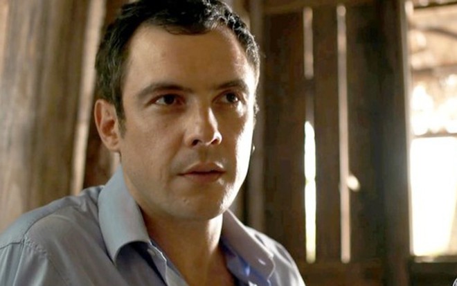 Gael (Sergio Guizé) tentará arrancar da mãe explicação nesta segunda (16) na novela das nove - Fotos: Reprodução/TV Globo