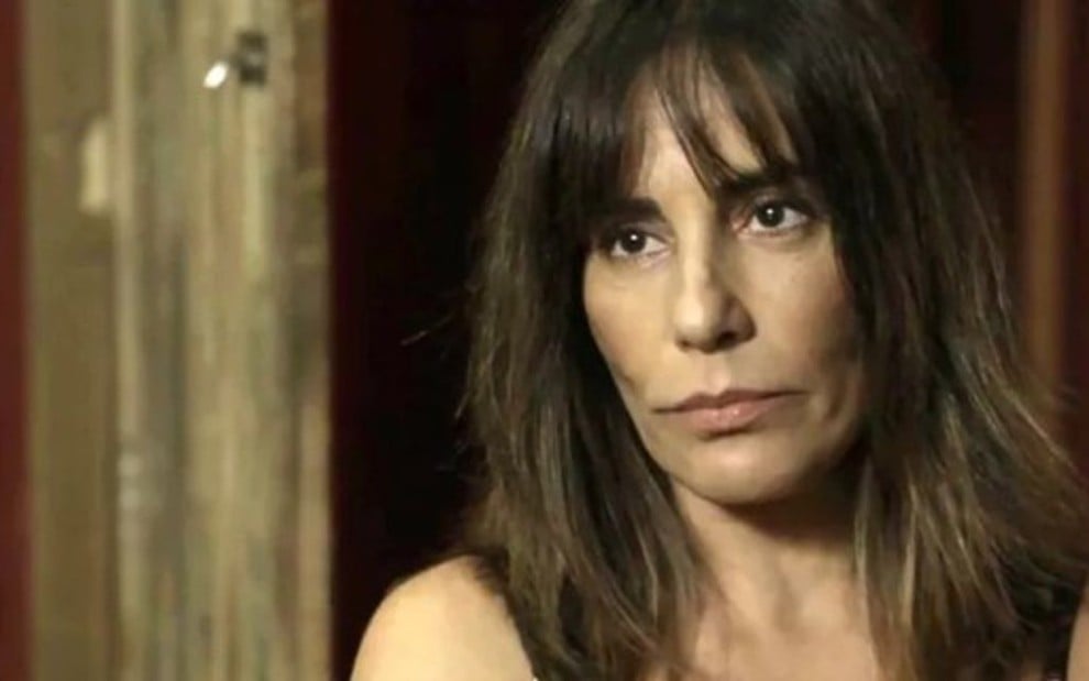 Duda (Gloria Pires) em cena da novela; passado da personagem virá à tona em um tribunal - Reprodução/TV Globo