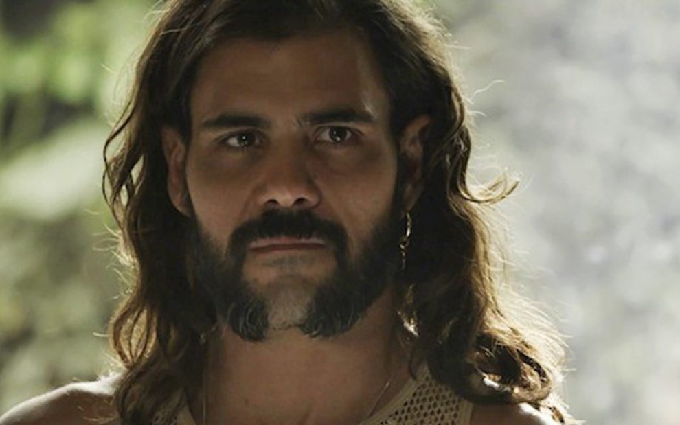 Mariano (Juliano Cazarré) passará dez capítulos "morto" em O Outro Lado do Paraíso - Reprodução/TV Globo