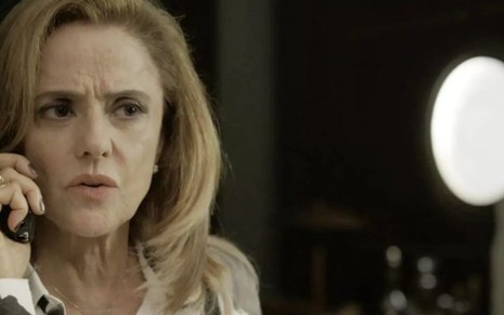 Sophia (Marieta Severo) receberá ligação do hospício informando morte de Clara (Bianca Bin) - Divulgação/TV Globo