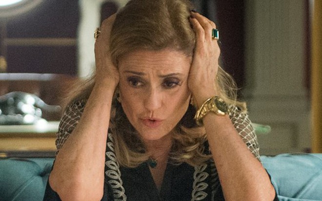 Sophia (Marieta Severo) será presa duas semanas antes do final da novela das nove - Raquel Cunha/TV Globo