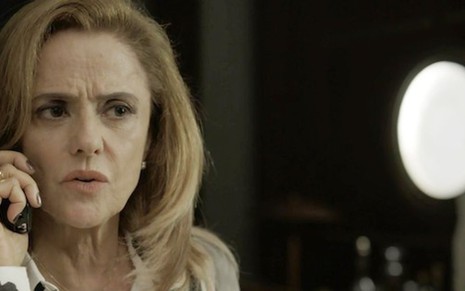 Sophia (Marieta Severo) temerá perder direito a explorar esmeraldas na novela das nove - Reprodução/TV Globo