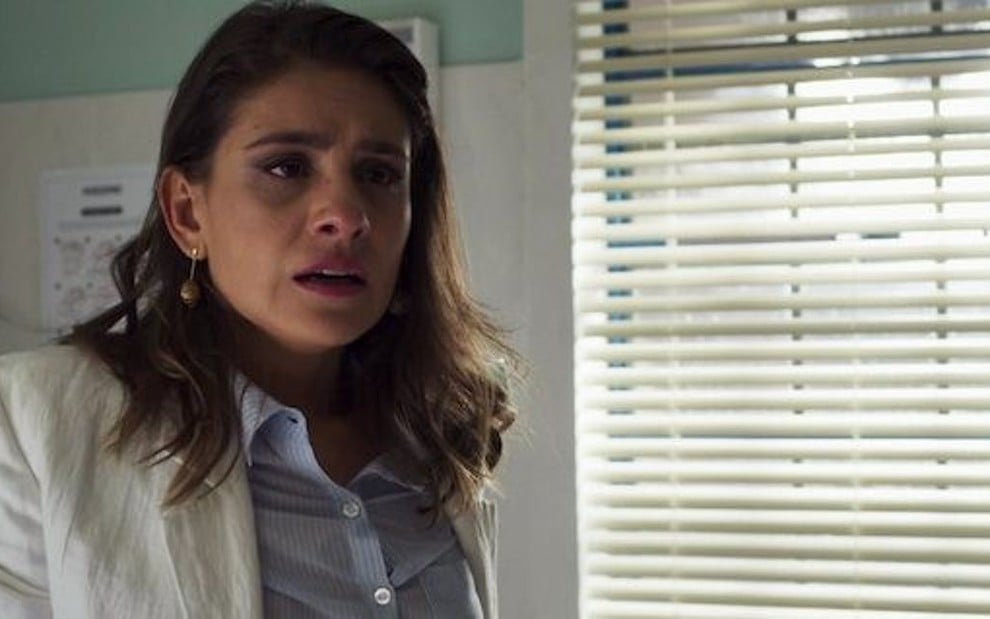 Tônia (Patrícia Elizardo) será obrigada a revelar que espera filho de garimpeiro na trama - Reprodução/TV Globo