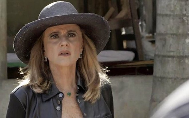 Sophia (Marieta Severo) em cena; madame voltará a ser chantageada na novela das nove - Reprodução/TV Globo