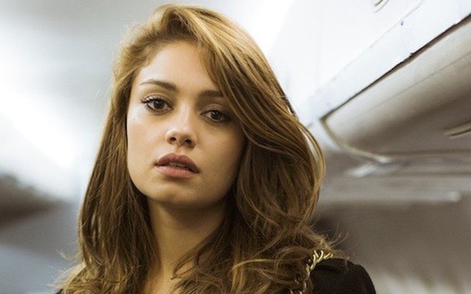 Sophie Charlotte mudou visual para segunda fase da trama, que se passará em 1979 - Fotos Raphael Dias/TV Globo