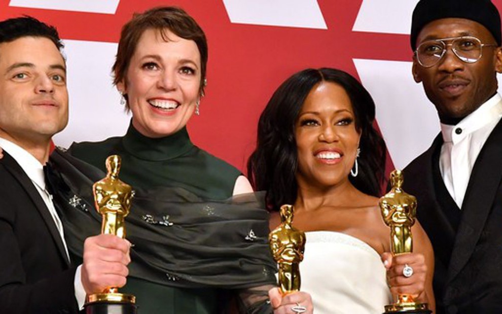 Rami Malek, Olivia Colman, Regina King e Mahershala Ali posam para foto histórica no Oscar de 2019 - Divulgação/AMPAS/Oscar