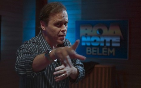 Guilherme Fontes interpreta o jornalista Silas na série Pacto de Sangue, novidade do canal Space - FOTOS: DIVULGAÇÃO/SPACE