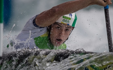 O brasileiro Pedro Gonçalves, o Pepê, em prova de canoagem nos Jogos do Rio de Janeiro - Jonne Roriz/COB
