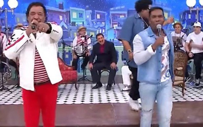 Cumpadre Washington e Beto Jamaica, do É o Tchan, no Programa do Ratinho de ontem (8) - Reprodução/SBT