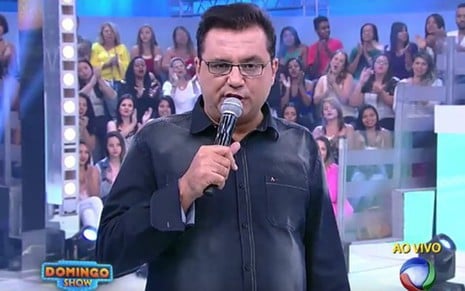 Geraldo Luís durante desabafo no último Domingo Show: 'Não sou covarde' - Reprodução/Record