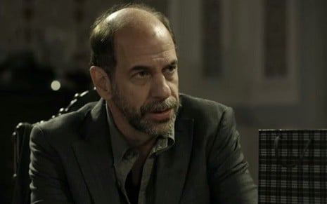O ator Roberto Bomtempo em cena na segunda temporada de Conselho Tutelar, da Record - Reprodução/TV Record