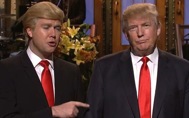 Taran Killam com Donald Trump em episódio de 2015 do Saturday Night Live - Reprodução/NBC