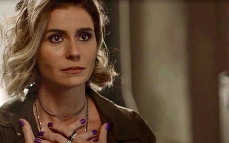 Luzia (Giovanna Antonelli) vai perdoar a inimiga a pedido do filho caçula no final da novela - Reprodução/TV Globo