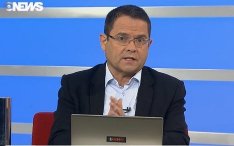 O jornalista Sidney Rezende durante participação no Estúdio I, da Globo News, em outubro - Reprodução/GloboNews