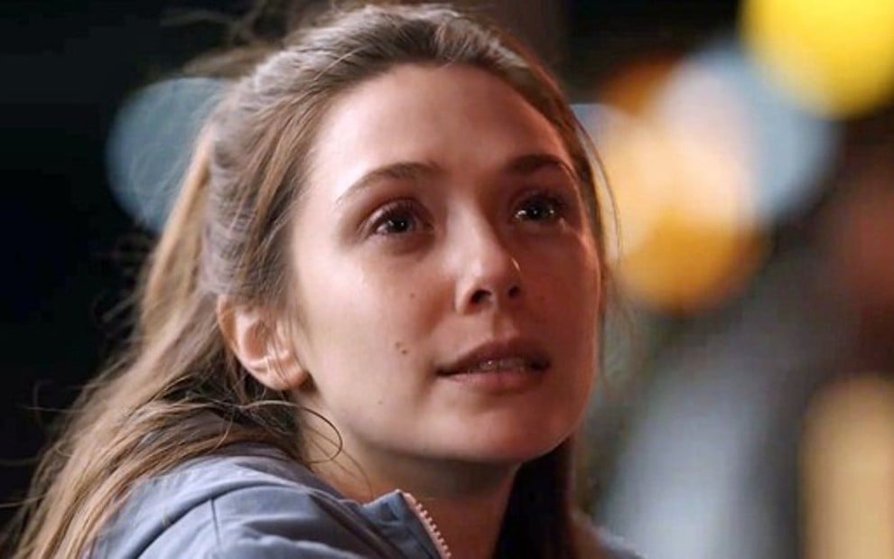 Elizabeth Olsen, a Feiticeira Escarlate dos filmes da Marvel, é a protagonista de Sorry for Your Loss - Imagens: Reprodução/Facebook