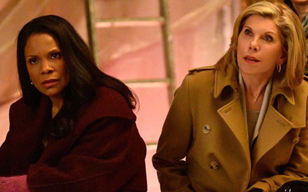 Audra McDonald e Christine Baranski na terceira temporada de Good Fight, disponível no Prime Video - Imagens: Divulgação/CBS All Access
