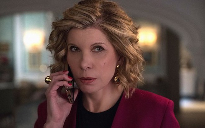 Christine Baranski em imagem da terceira temporada de Good Fight; drama foi renovado para mais um ano - Divulgação/CBS