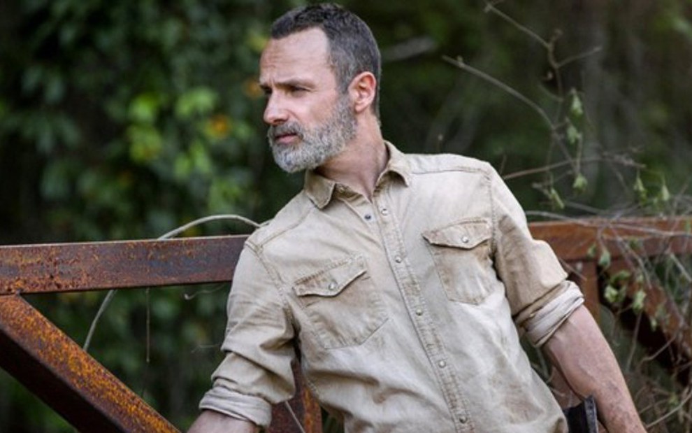 O ator Andrew Lincoln em cena da estreia da nona temporada de Walking Dead; xerife sairá de cena  - Divulgação/AMC