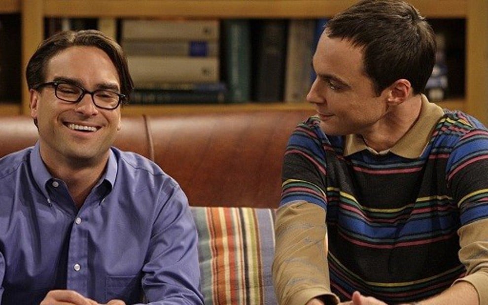Johnny Galecki (à esq.) e Jim Parsons em cena da décima temporada de Big Bang Theory - Fotos: Divulgação/CBS