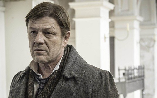 O ator britânico Sean Bean em cena da primeira temporada de As Crônicas de Frankenstein - Divulgação/ITV