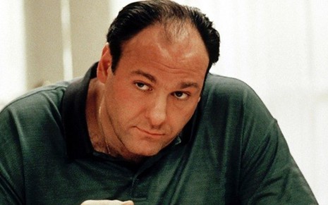 O ator James Gandolfini em cena de Sopranos; série ganhará versão cinematográfica  - Divulgação/HBO