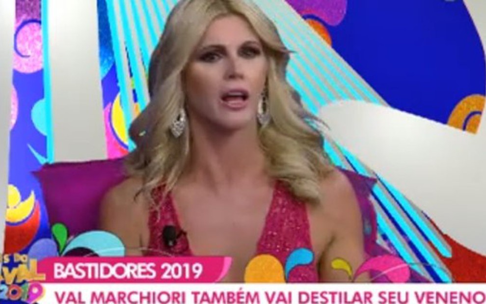 Val Marchiori disparou uma série de críticas a Lívia Andrade no Bastidores do Carnaval, da RedeTV! - REPRODUÇÃO/REDETV!