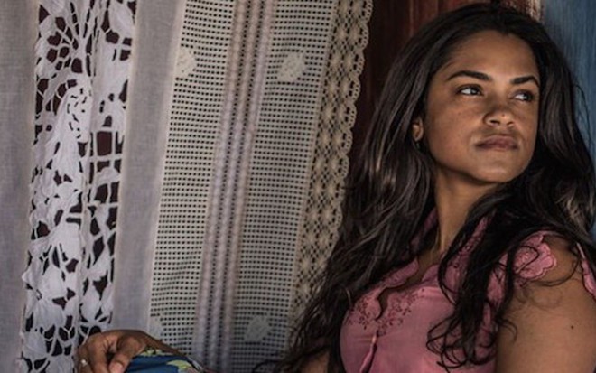 Lucy Alves (Luzia) tenta manter segredo em Velho Chico, novela da Globo - Caiuá Franco/TV Globo