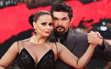 Viviane Araújo e Marcelo Granjeiro dançam tango na final da Dança dos Famosos de 2015 - Reprodução/TV Globo
