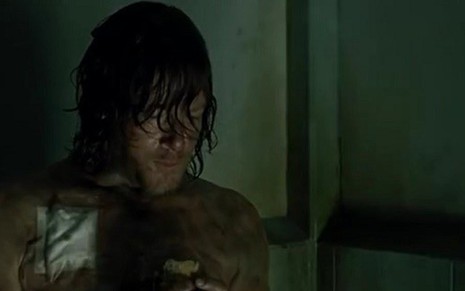 O ator Norman Reedus em cena do terceiro episódio da sétima temporada de Walking Dead - Reprodução/AMC