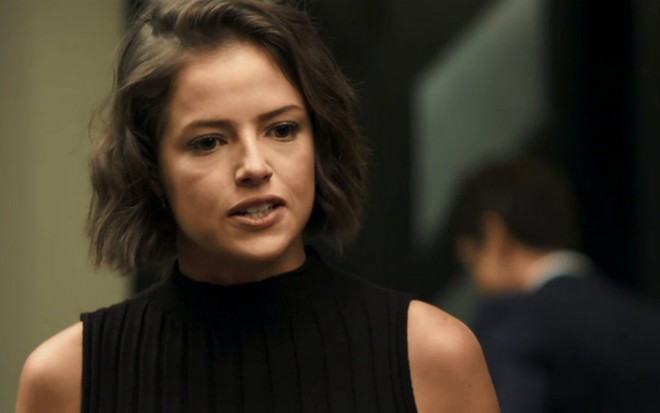 Ameaçada, Josiane (Agatha Moreira) fará mais uma vítima de assassinato em A Dona do Pedaço - Reprodução/Globo