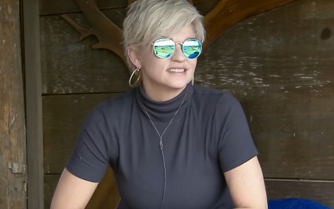 Imagem de Andréa Nóbrega na casa da árvore de A Fazenda 11, reality show da Record
