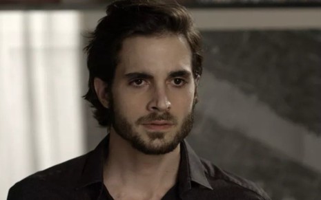 Fiuk (Ruy) em cena de A Força do Querer; playboy ficará escondido na casa da ex-noiva - Reprodução/TV Globo