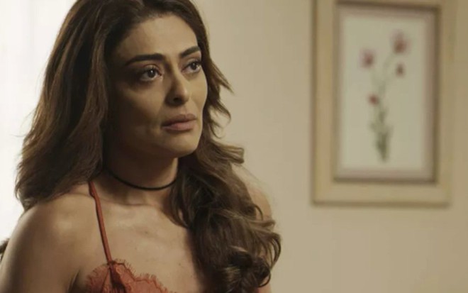Juliana Paes em cena de A Força do Querer; Bibi revelará à polícia que incendiou restaurante - Reprodução/TV Globo